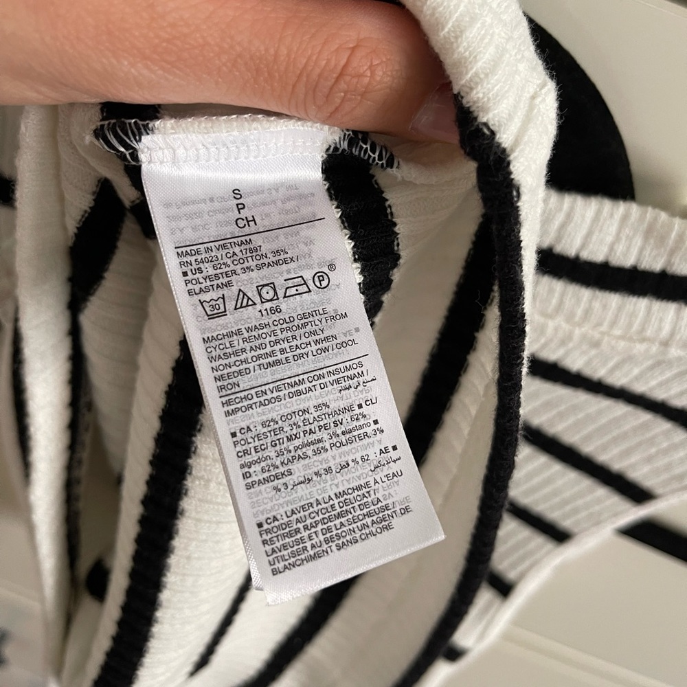 Mock-Neck Rib-Knit Top - Picture 4 of 4